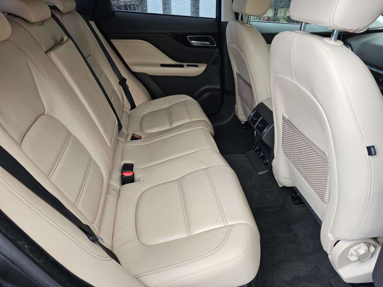 2017 JAGUAR F-PACE 2017 JAGUAR F-PACE