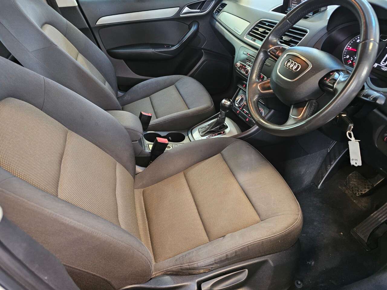 2013 AUDI Q3 2013 AUDI Q3