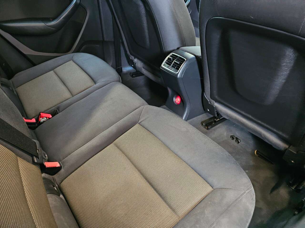 2013 AUDI Q3 2013 AUDI Q3