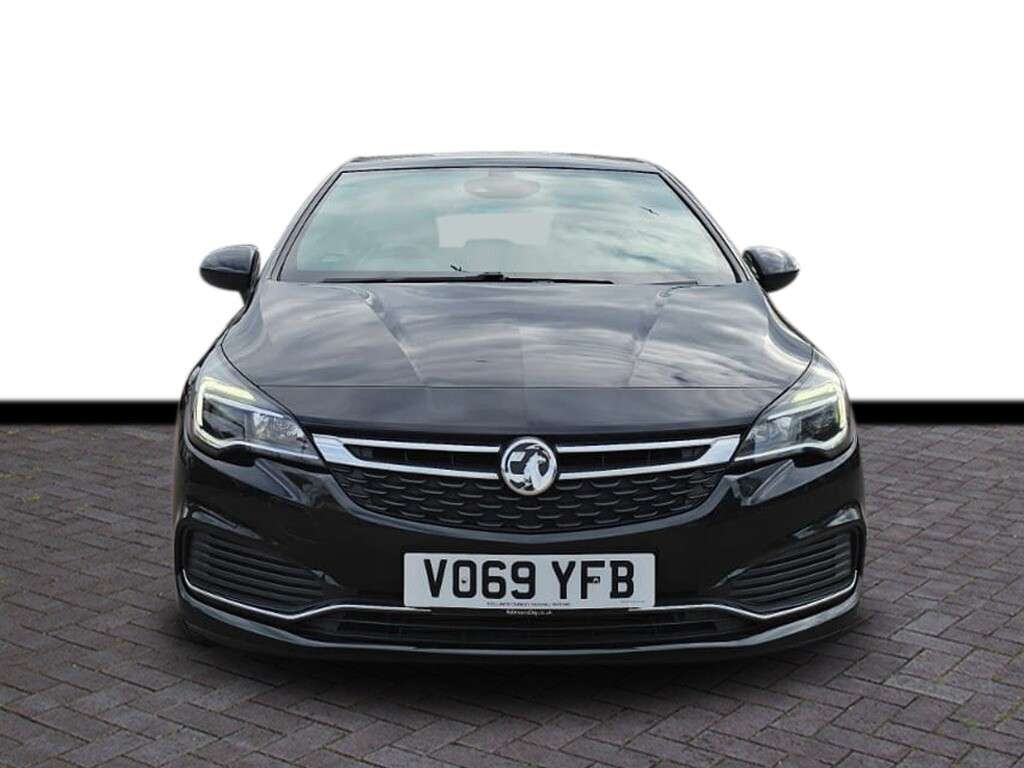 A 2019 VAUXHALL ASTRA 1.4i Turbo SRi VX Line Nav Hatchback 5dr Petrol Manual Euro 6 (s/s) (150 ps A 2019 VAUXHALL ASTRA 1.4i Turbo SRi VX Line Nav Hatchback 5dr Petrol Manual Euro 6 (s/s) (150 ps
