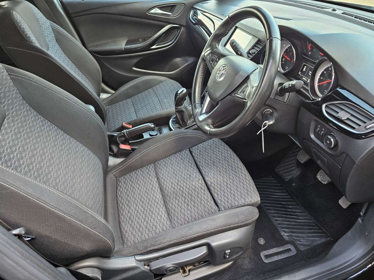 2019 VAUXHALL ASTRA 2019 VAUXHALL ASTRA