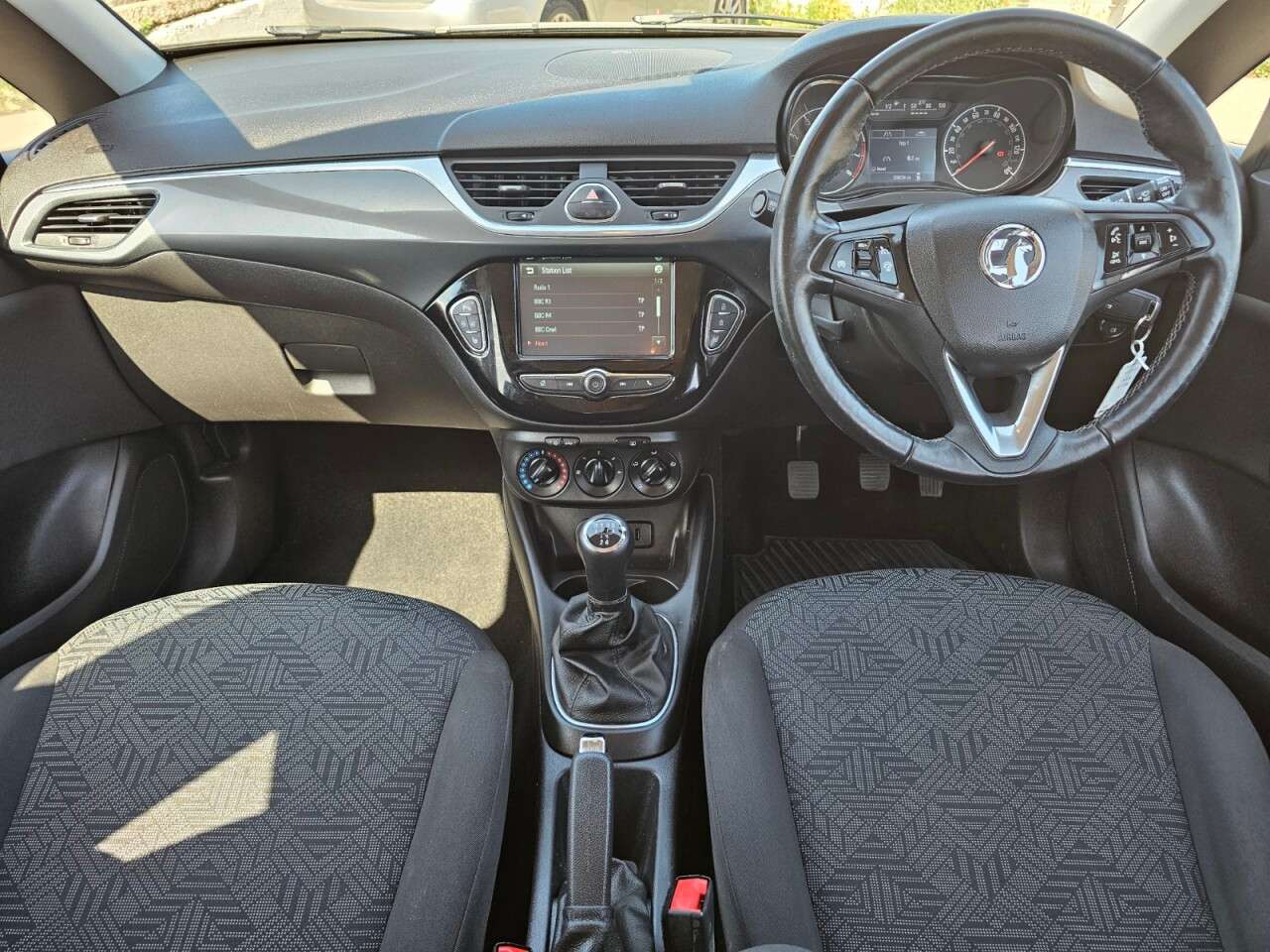 A 2018 VAUXHALL CORSA 1.4i ecoTEC Energy Hatchback 5dr Petrol Manual Euro 6 (a/c) (90 ps) 6 month A 2018 VAUXHALL CORSA 1.4i ecoTEC Energy Hatchback 5dr Petrol Manual Euro 6 (a/c) (90 ps) 6 month