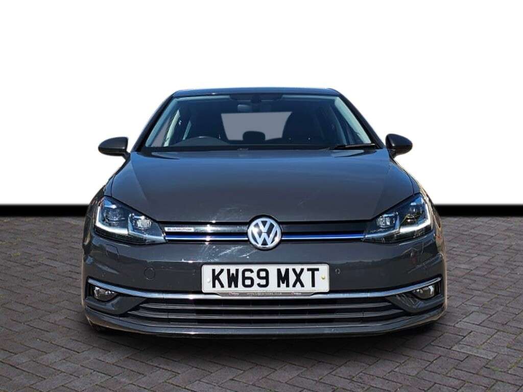 A 2019 VOLKSWAGEN GOLF 1.5 TSI EVO Match Edition Hatchback 5dr Petrol Manual Euro 6 (s/s) (130 ps) A 2019 VOLKSWAGEN GOLF 1.5 TSI EVO Match Edition Hatchback 5dr Petrol Manual Euro 6 (s/s) (130 ps)