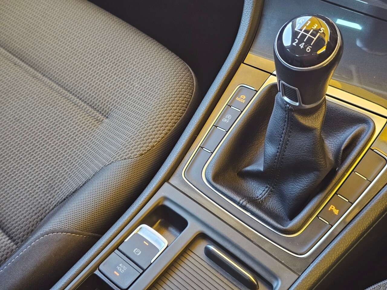 2019 VOLKSWAGEN GOLF 2019 VOLKSWAGEN GOLF