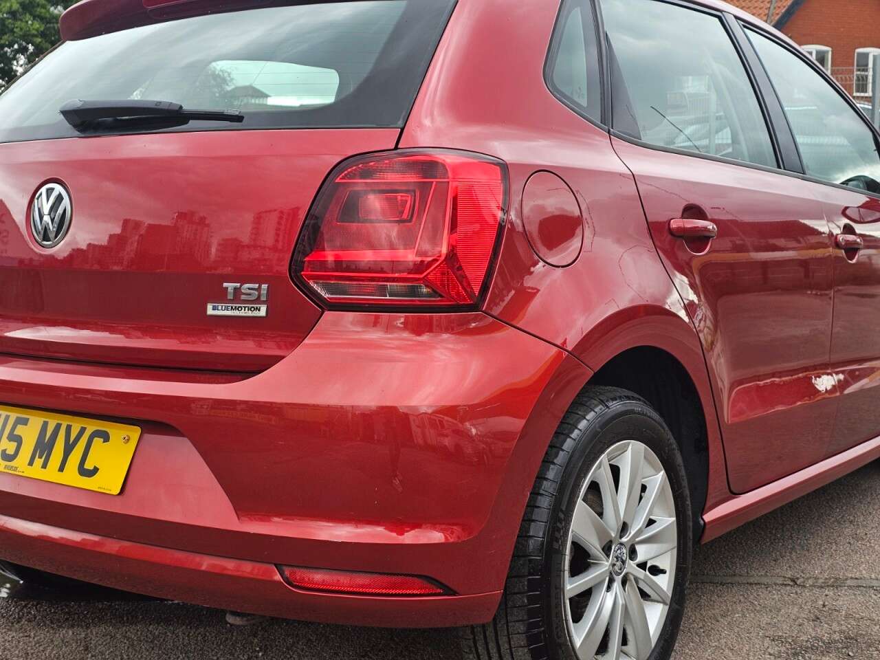 2015 VOLKSWAGEN POLO 2015 VOLKSWAGEN POLO
