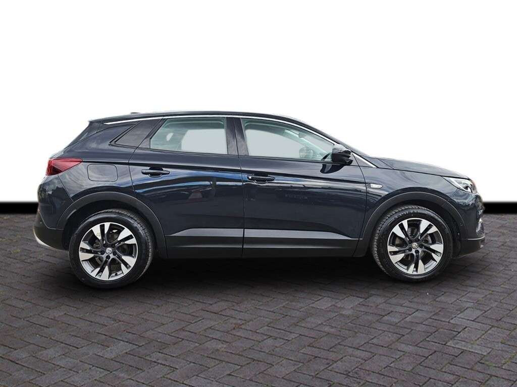 A 2019 VAUXHALL GRANDLAND X 1.2 Turbo GPF Sport Nav SUV 5dr Petrol Manual Euro 6 (s/s) (130 ps) 6 month A 2019 VAUXHALL GRANDLAND X 1.2 Turbo GPF Sport Nav SUV 5dr Petrol Manual Euro 6 (s/s) (130 ps) 6 month