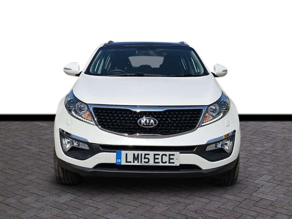 A 2015 KIA SPORTAGE 2.0 CRDi KX-3 SUV 5dr Diesel Auto AWD Euro 5 (134 bhp) 6 months warranty £1 A 2015 KIA SPORTAGE 2.0 CRDi KX-3 SUV 5dr Diesel Auto AWD Euro 5 (134 bhp) 6 months warranty £1