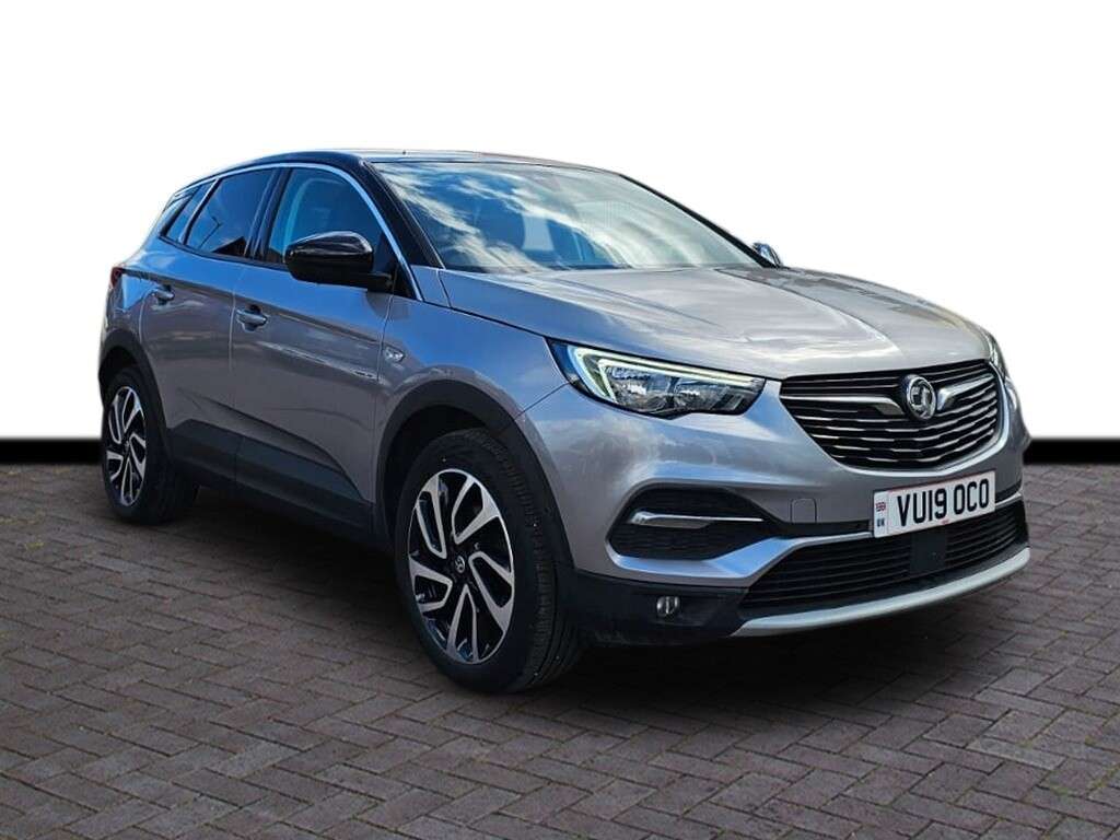 A 2019 VAUXHALL GRANDLAND X 1.2 Turbo Elite Nav SUV 5dr Petrol Auto 8Spd Euro 6 (s/s) (130 ps) 6 months A 2019 VAUXHALL GRANDLAND X 1.2 Turbo Elite Nav SUV 5dr Petrol Auto 8Spd Euro 6 (s/s) (130 ps) 6 months
