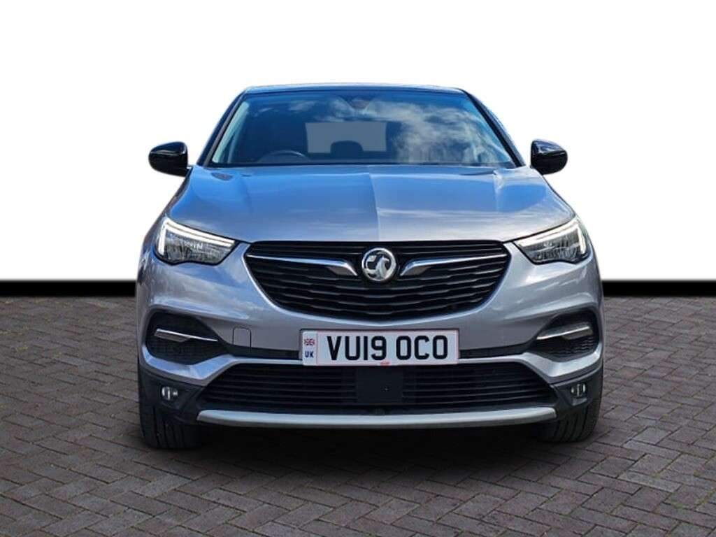 A 2019 VAUXHALL GRANDLAND X 1.2 Turbo Elite Nav SUV 5dr Petrol Auto 8Spd Euro 6 (s/s) (130 ps) 6 months A 2019 VAUXHALL GRANDLAND X 1.2 Turbo Elite Nav SUV 5dr Petrol Auto 8Spd Euro 6 (s/s) (130 ps) 6 months
