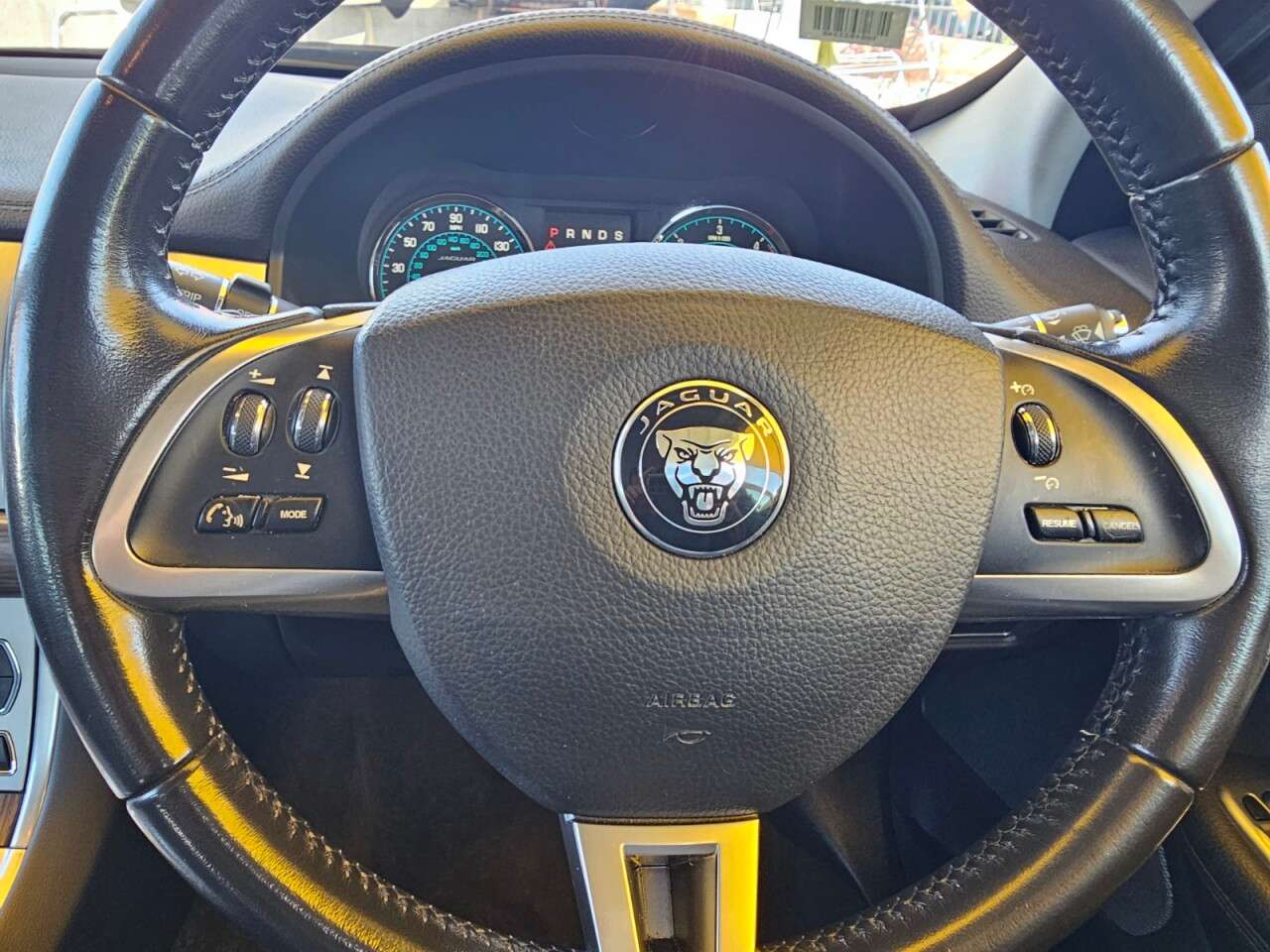 2014 JAGUAR XF 2014 JAGUAR XF