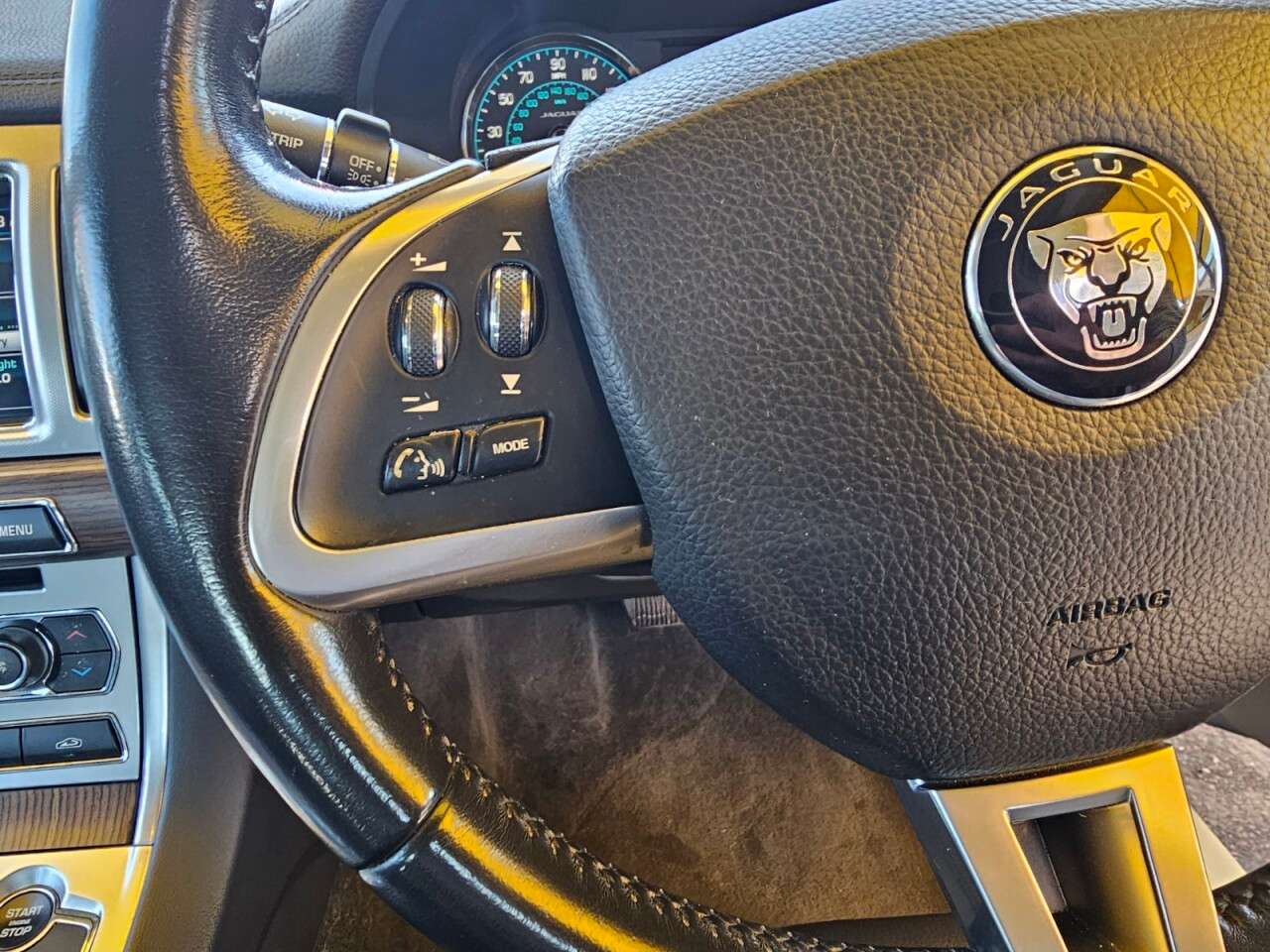 2014 JAGUAR XF 2014 JAGUAR XF