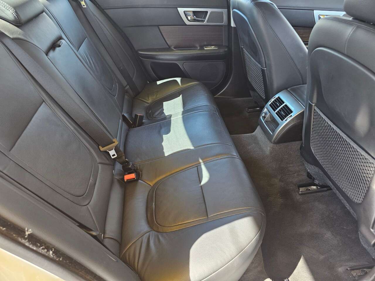 2014 JAGUAR XF 2014 JAGUAR XF