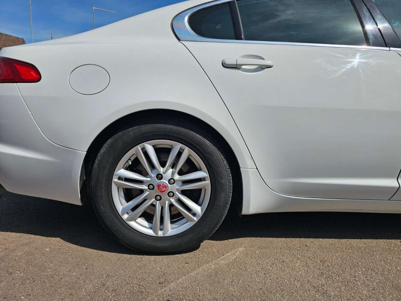 2014 JAGUAR XF 2014 JAGUAR XF