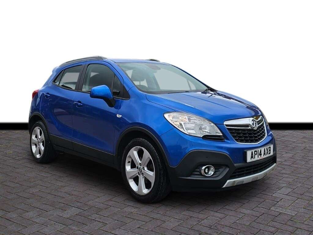 A 2014 VAUXHALL MOKKA 1.7 CDTi Exclusiv SUV 5dr Diesel Manual 4WD Euro 5 (s/s) (130 ps) A 2014 VAUXHALL MOKKA 1.7 CDTi Exclusiv SUV 5dr Diesel Manual 4WD Euro 5 (s/s) (130 ps)
