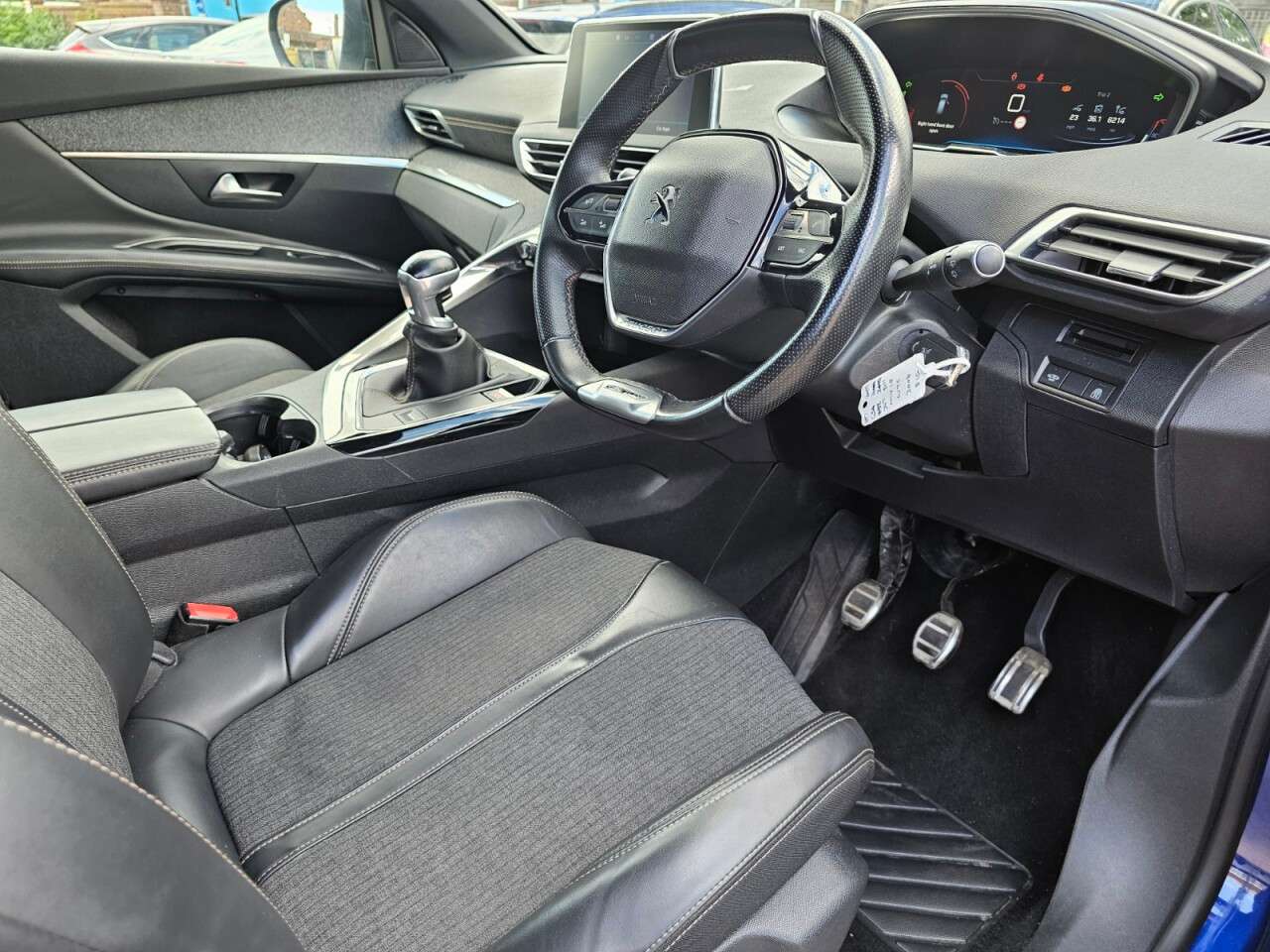 2018 PEUGEOT 3008 2018 PEUGEOT 3008