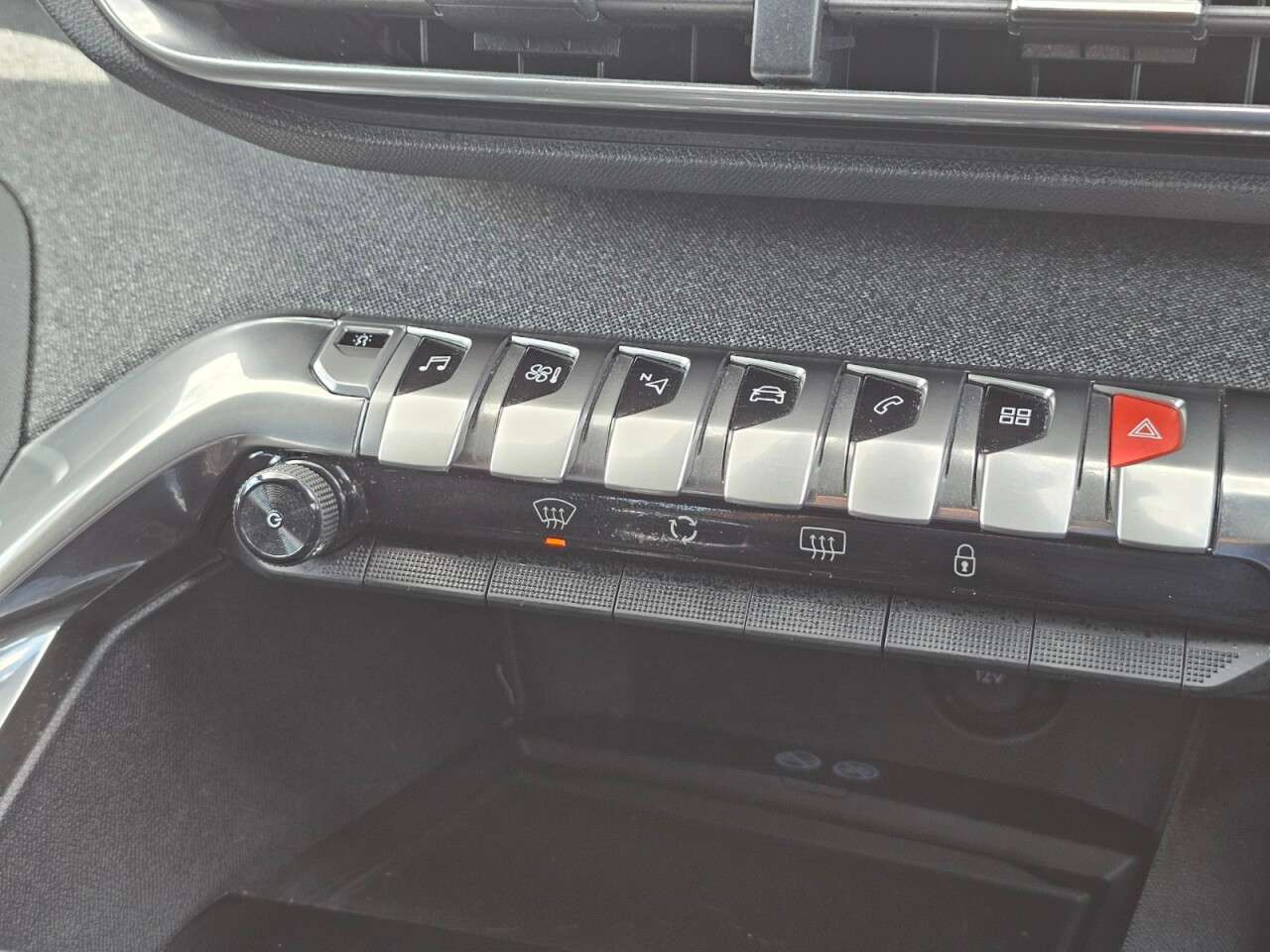 2018 PEUGEOT 3008 2018 PEUGEOT 3008