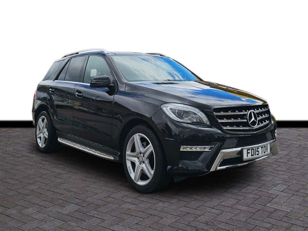 A 2015 MERCEDES-BENZ M-CLASS 2.1 ML250 BlueTEC AMG Line SUV 5dr Diesel G-Tronic 4WD Euro 6 (s/s) (204 ps A 2015 MERCEDES-BENZ M-CLASS 2.1 ML250 BlueTEC AMG Line SUV 5dr Diesel G-Tronic 4WD Euro 6 (s/s) (204 ps