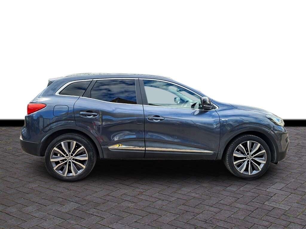 A 2018 RENAULT KADJAR 1.2 TCe Signature S Nav SUV 5dr Petrol Manual Euro 6 (s/s) (130 ps) 6 month A 2018 RENAULT KADJAR 1.2 TCe Signature S Nav SUV 5dr Petrol Manual Euro 6 (s/s) (130 ps) 6 month