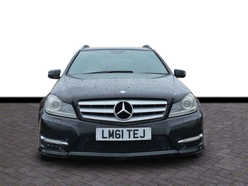 A 2011 MERCEDES-BENZ C-CLASS 2.1 C250 CDI BlueEfficiency Sport Edition 125 Estate 5dr Diesel G-Tronic+ E A 2011 MERCEDES-BENZ C-CLASS 2.1 C250 CDI BlueEfficiency Sport Edition 125 Estate 5dr Diesel G-Tronic+ E