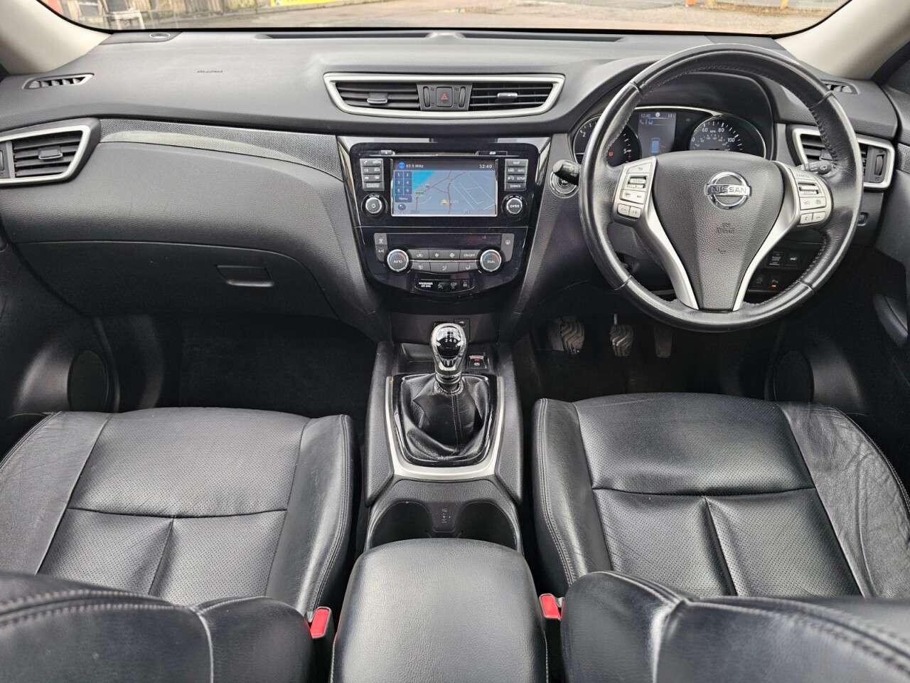 A 2016 NISSAN X-TRAIL 1.6 dCi Tekna SUV 5dr Diesel Manual Euro 6 (s/s) (130 ps) 6 Months warranty A 2016 NISSAN X-TRAIL 1.6 dCi Tekna SUV 5dr Diesel Manual Euro 6 (s/s) (130 ps) 6 Months warranty
