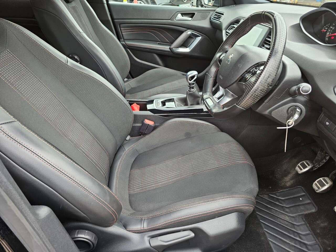 2019 PEUGEOT 308 2019 PEUGEOT 308