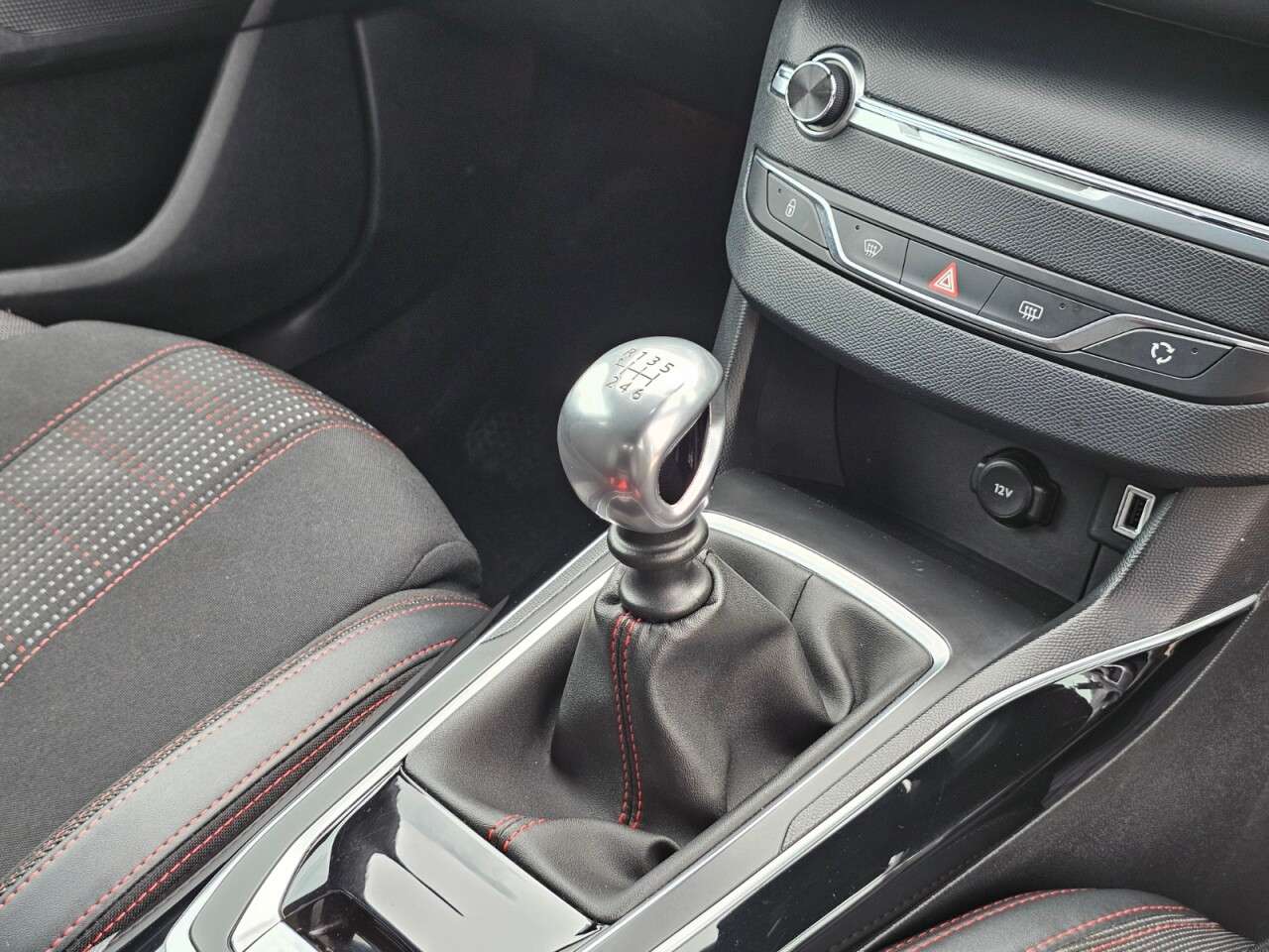 2019 PEUGEOT 308 2019 PEUGEOT 308