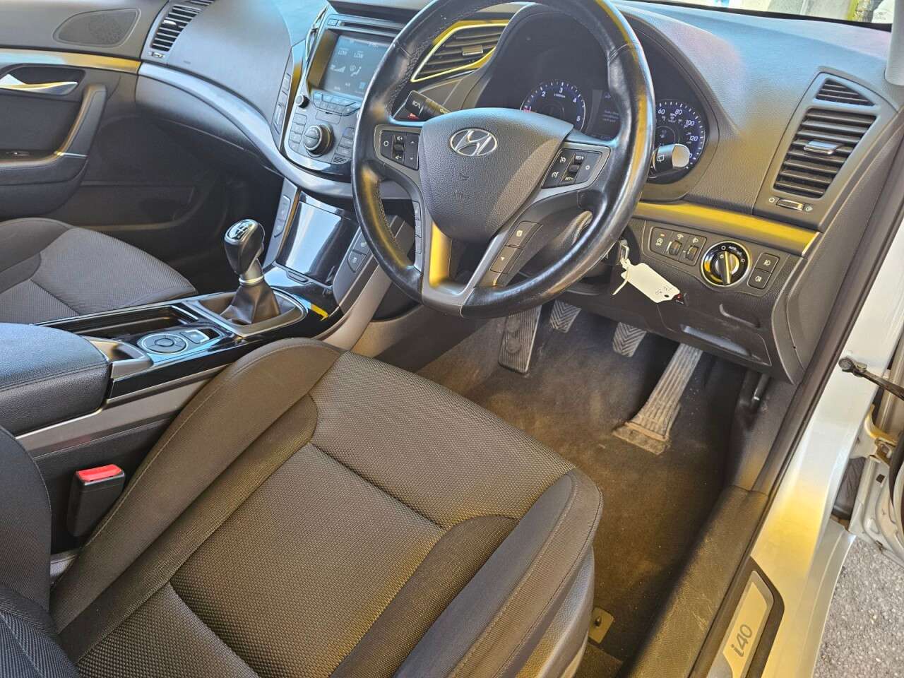 2015 HYUNDAI I40 2015 HYUNDAI I40