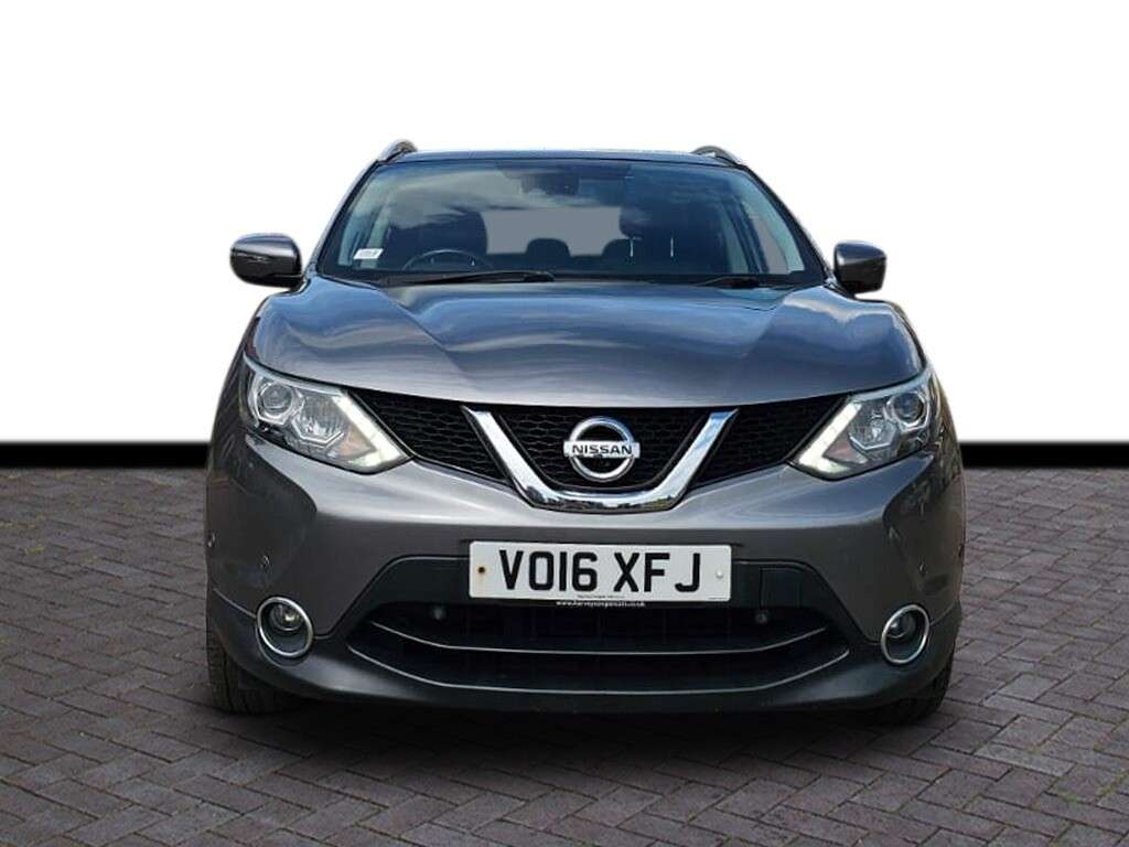 A 2016 NISSAN QASHQAI 1.5 dCi Tekna SUV 5dr Diesel Manual 2WD Euro 6 (s/s) (110 ps) 6 months warr A 2016 NISSAN QASHQAI 1.5 dCi Tekna SUV 5dr Diesel Manual 2WD Euro 6 (s/s) (110 ps) 6 months warr