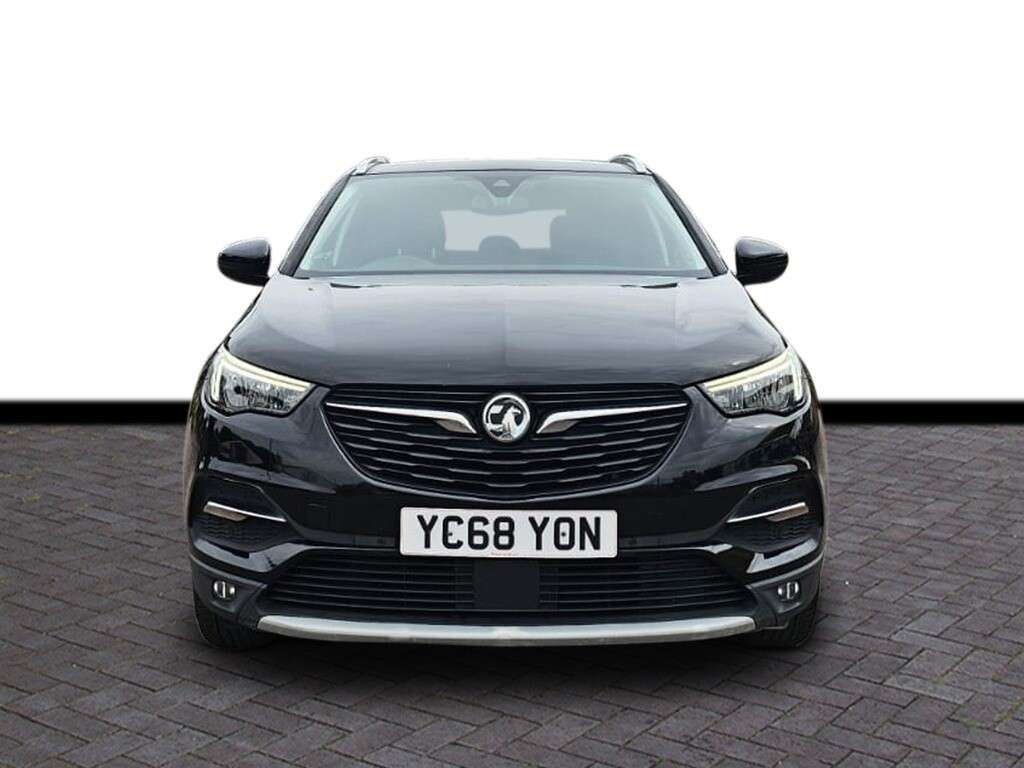 A 2018 VAUXHALL GRANDLAND X 1.2 Turbo Sport Nav SUV 5dr Petrol Manual Euro 6 (s/s) (130 ps) 6 months wa A 2018 VAUXHALL GRANDLAND X 1.2 Turbo Sport Nav SUV 5dr Petrol Manual Euro 6 (s/s) (130 ps) 6 months wa
