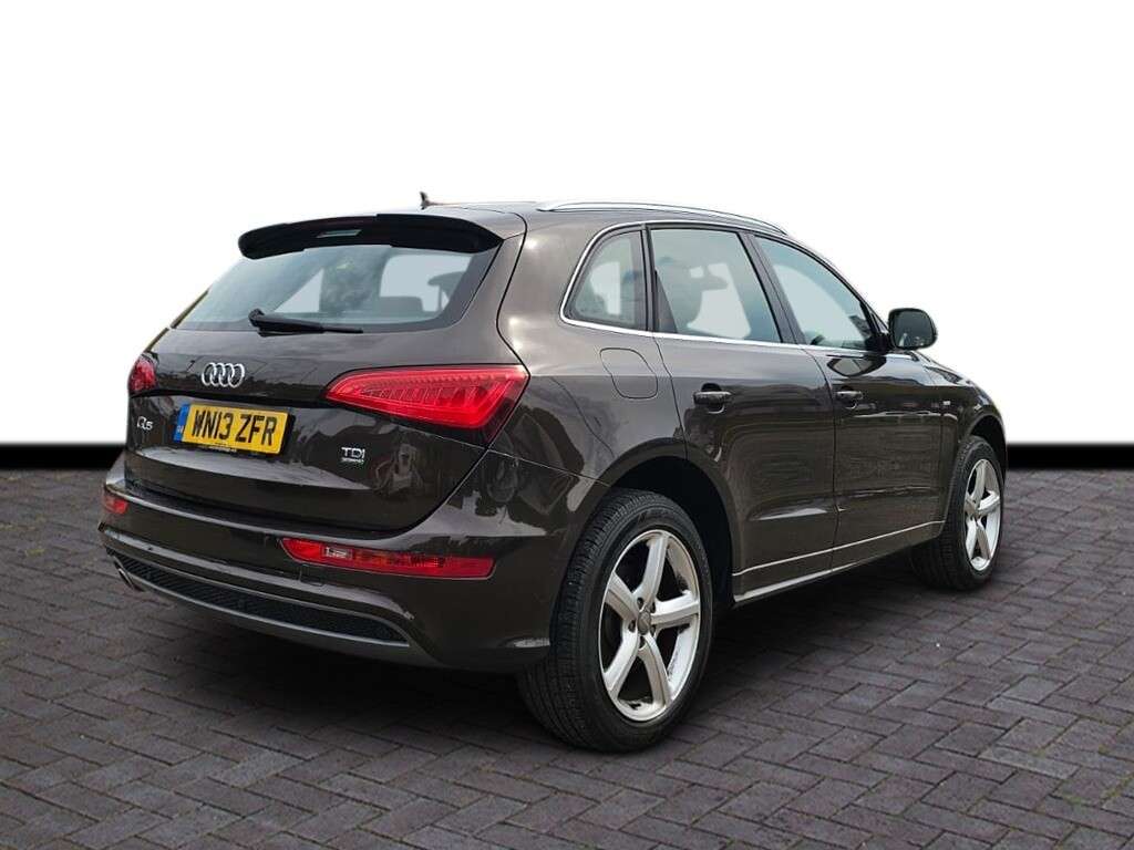 2013 AUDI Q5 2013 AUDI Q5