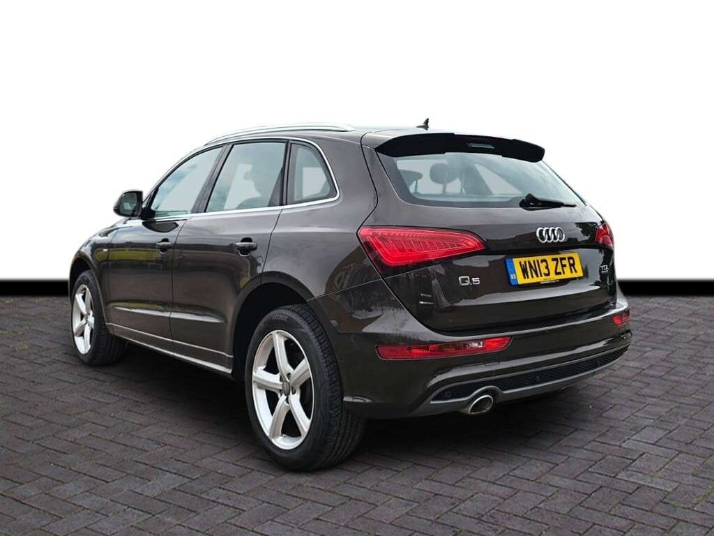 2013 AUDI Q5 2013 AUDI Q5