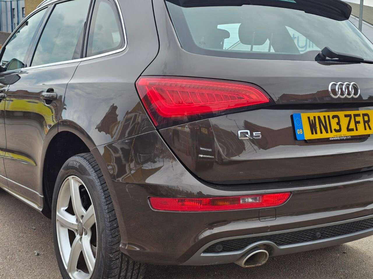 2013 AUDI Q5 2013 AUDI Q5