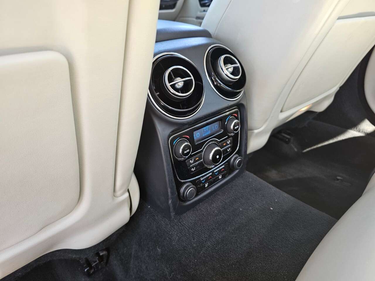 2013 JAGUAR XJ 2013 JAGUAR XJ