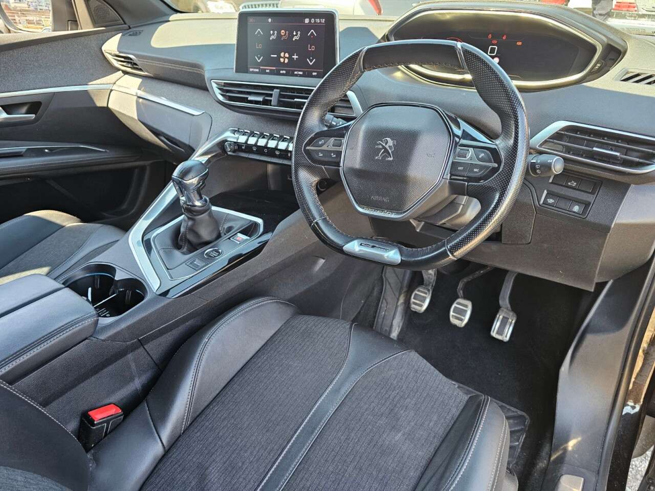 2019 PEUGEOT 3008 2019 PEUGEOT 3008