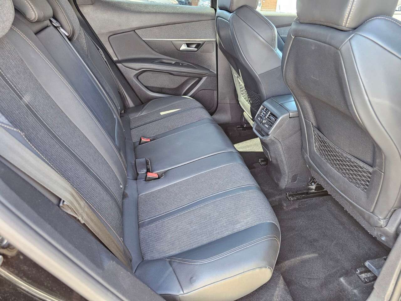 2019 PEUGEOT 3008 2019 PEUGEOT 3008