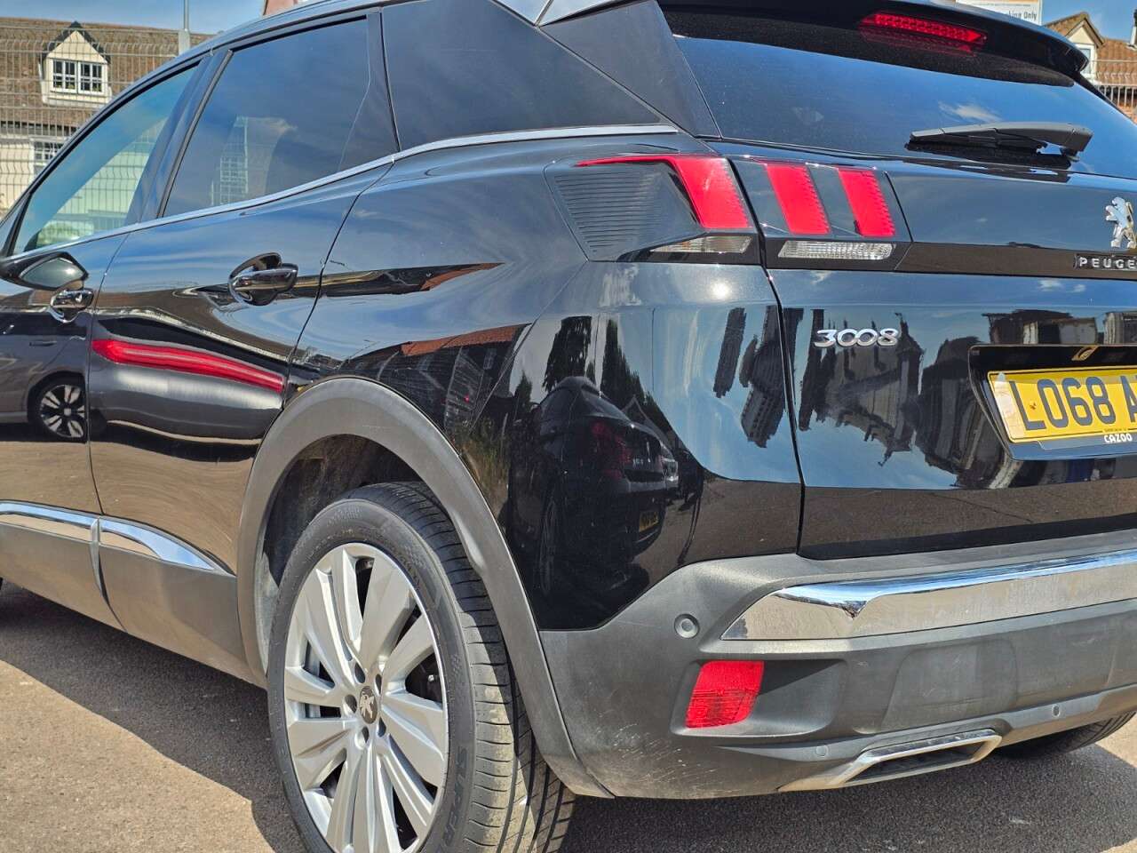2019 PEUGEOT 3008 2019 PEUGEOT 3008