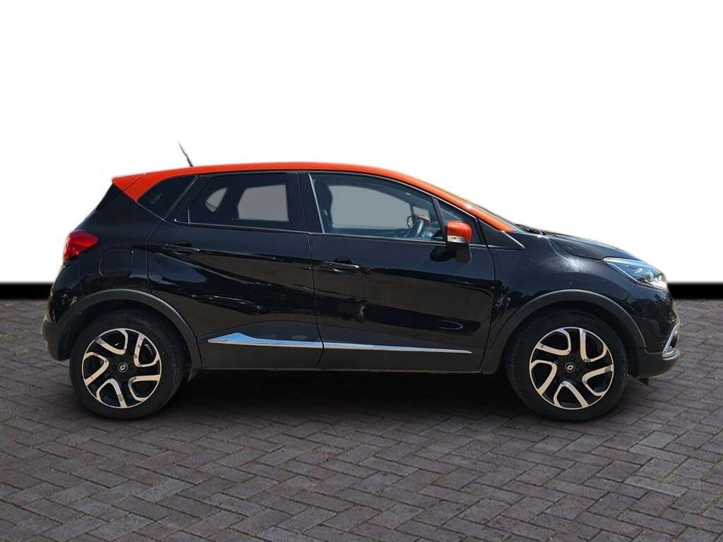 A 2016 RENAULT CAPTUR 0.9 TCe ENERGY Dynamique S Nav SUV 5dr Petrol Manual Euro 6 (s/s) (90 ps) 6 A 2016 RENAULT CAPTUR 0.9 TCe ENERGY Dynamique S Nav SUV 5dr Petrol Manual Euro 6 (s/s) (90 ps) 6