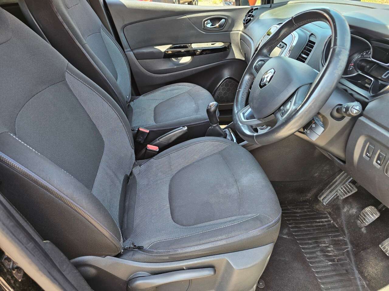 2016 RENAULT CAPTUR 2016 RENAULT CAPTUR