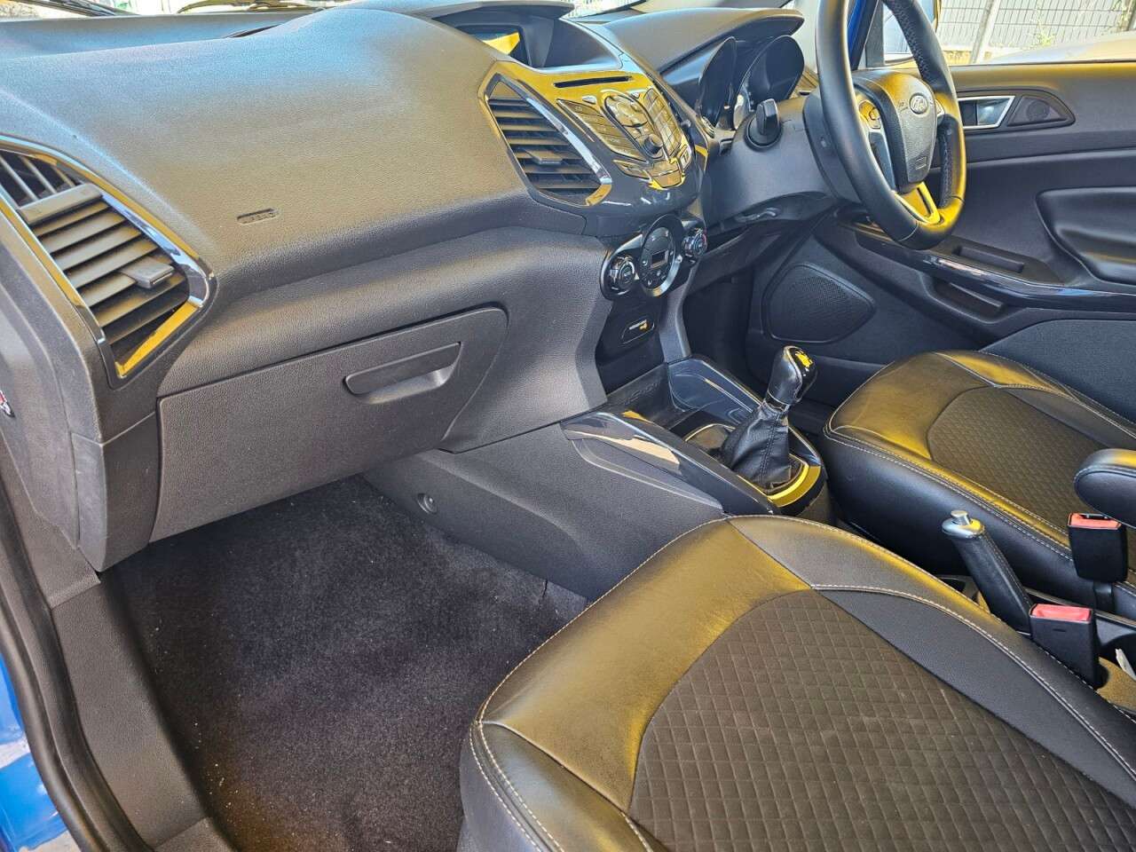 2015 FORD ECOSPORT 2015 FORD ECOSPORT