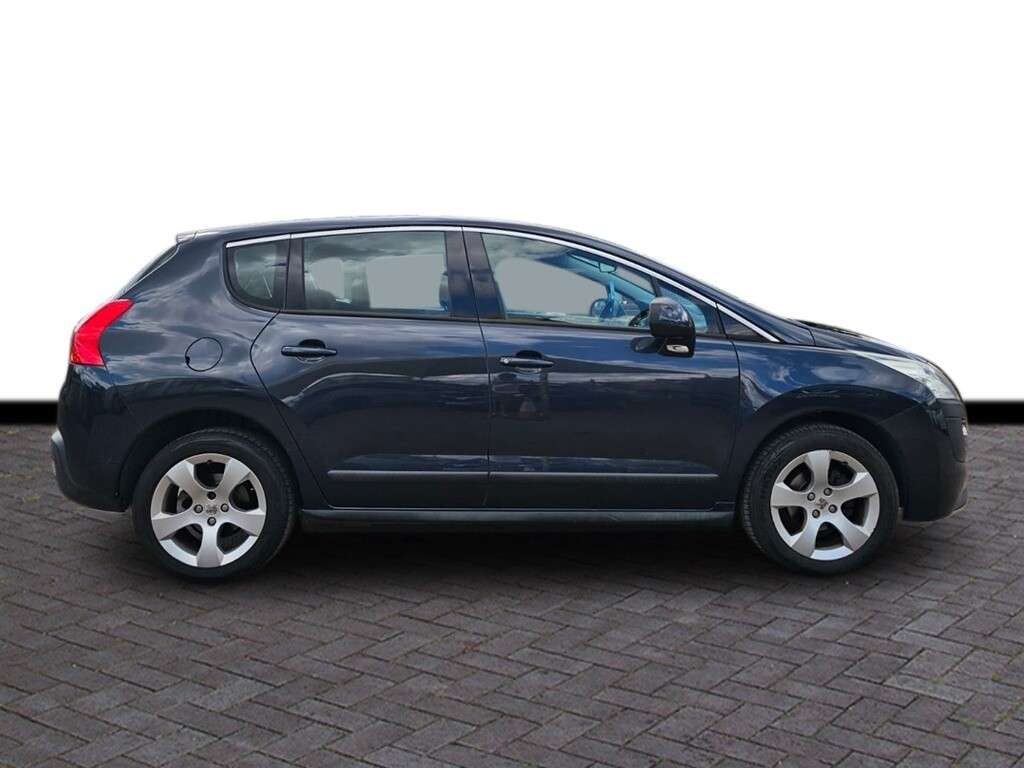 2013 PEUGEOT 3008 2013 PEUGEOT 3008