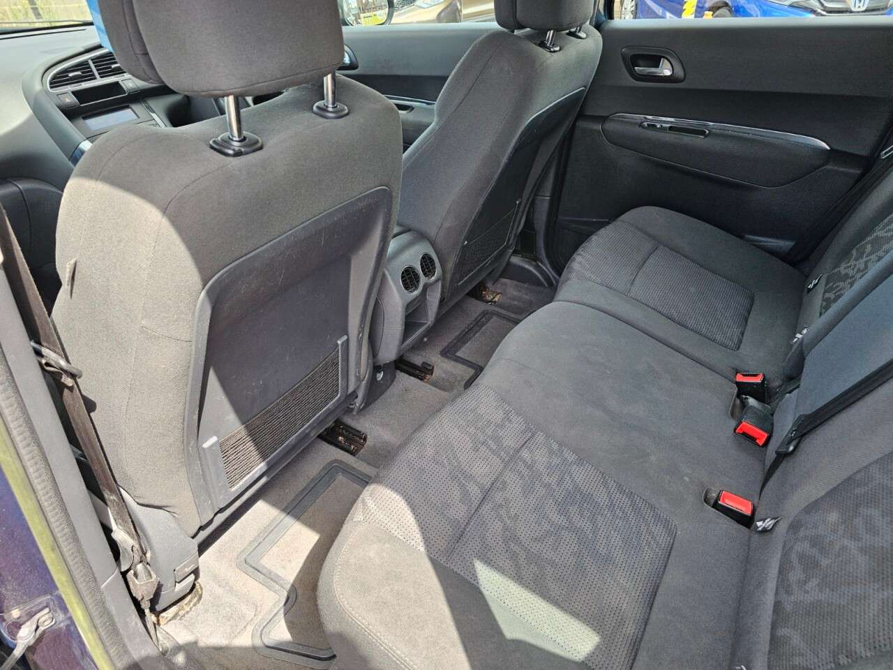 2013 PEUGEOT 3008 2013 PEUGEOT 3008