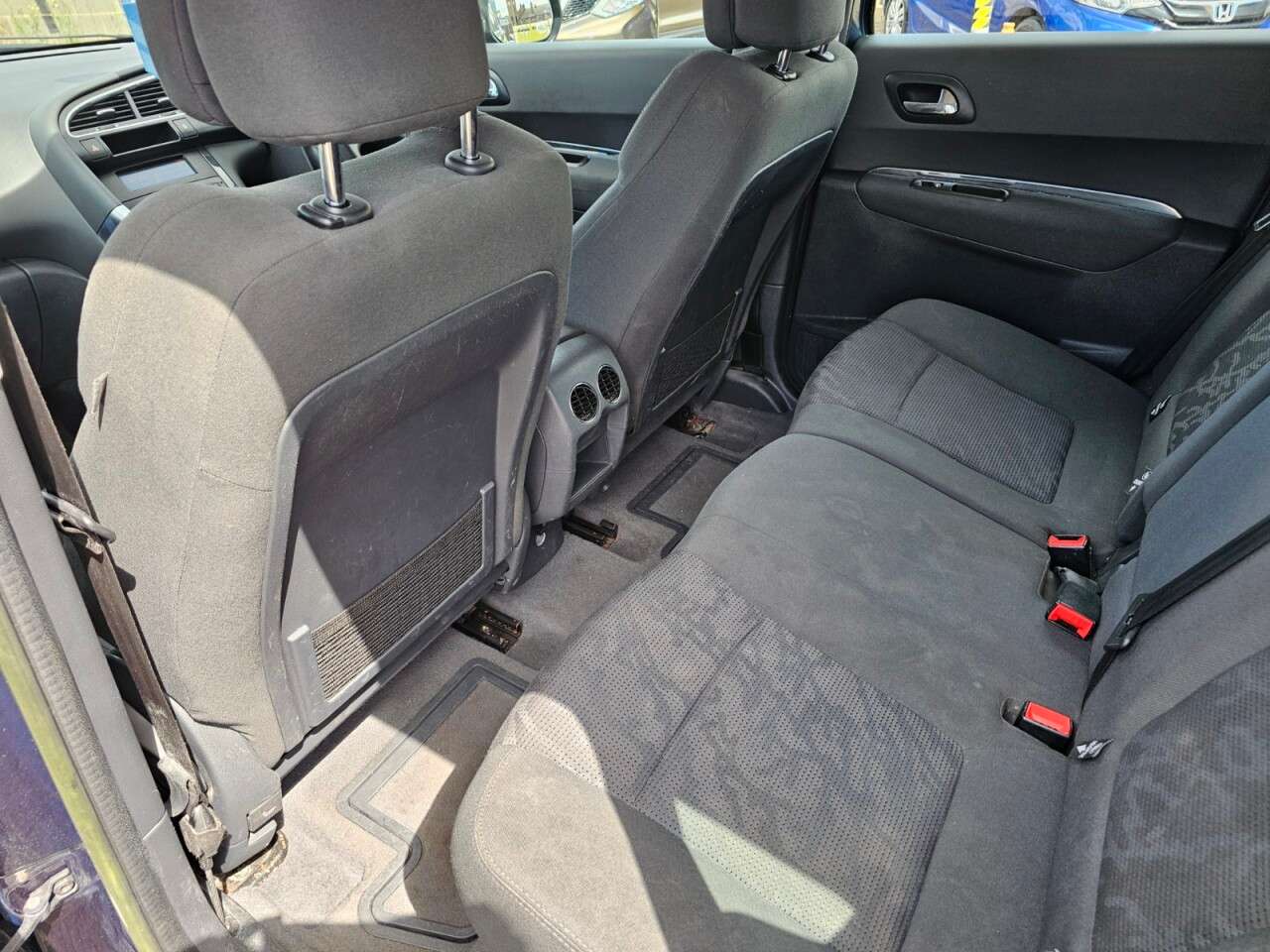 2013 PEUGEOT 3008 2013 PEUGEOT 3008