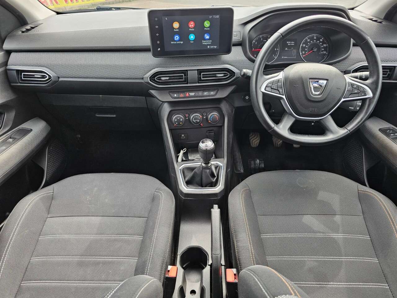 A 2022 DACIA SANDERO 1.0 TCe Comfort Hatchback 5dr Bi Fuel Manual Euro 6 (s/s) (100 ps) 6 months A 2022 DACIA SANDERO 1.0 TCe Comfort Hatchback 5dr Bi Fuel Manual Euro 6 (s/s) (100 ps) 6 months