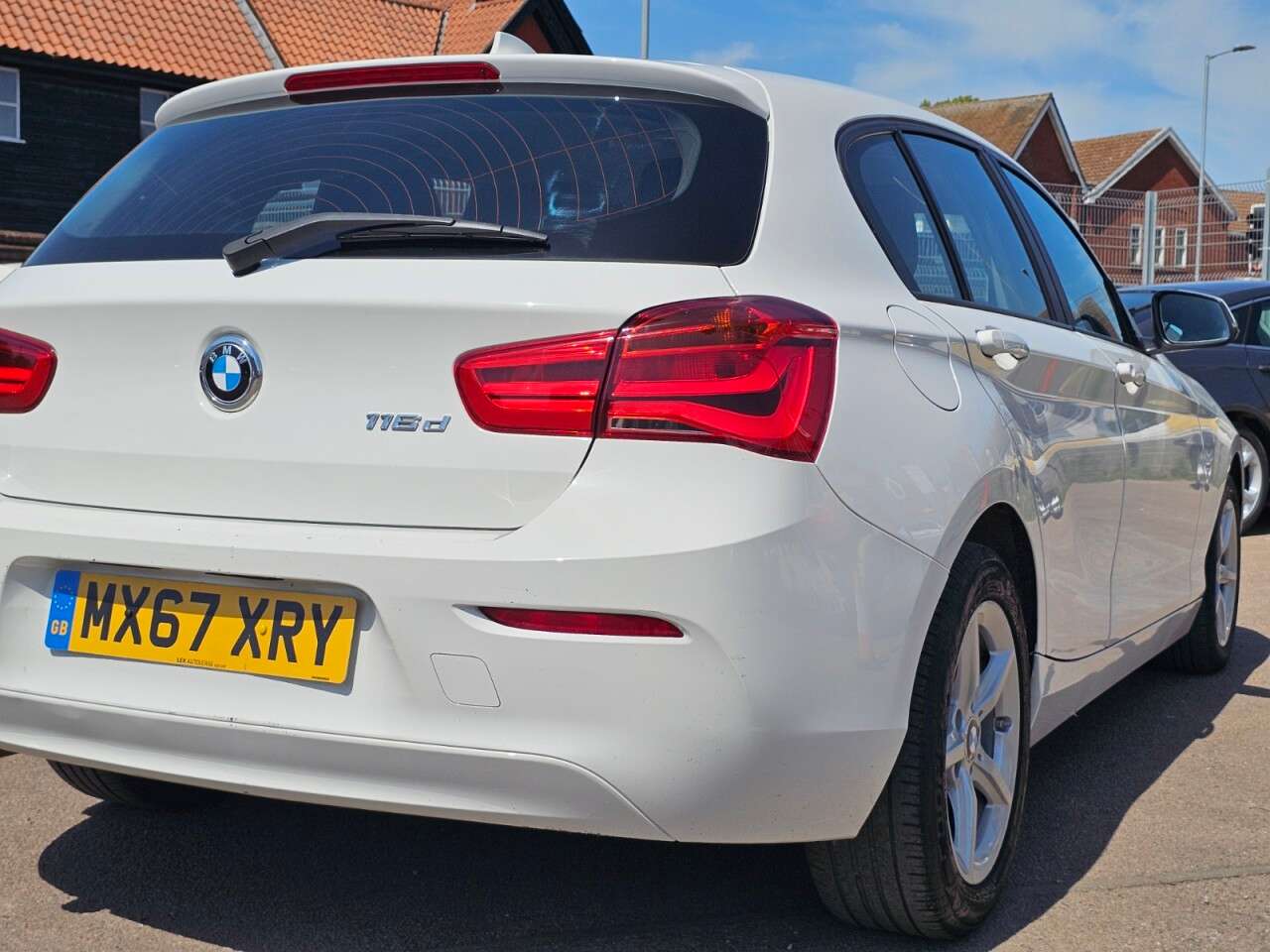 2017 BMW 1 SERIES 2017 BMW 1 SERIES
