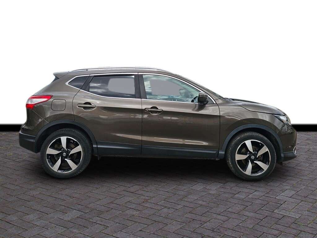 A 2015 NISSAN QASHQAI 1.5 dCi n-tec+ SUV 5dr Diesel Manual 2WD Euro 5 (s/s) (110 ps) 6 months war A 2015 NISSAN QASHQAI 1.5 dCi n-tec+ SUV 5dr Diesel Manual 2WD Euro 5 (s/s) (110 ps) 6 months war