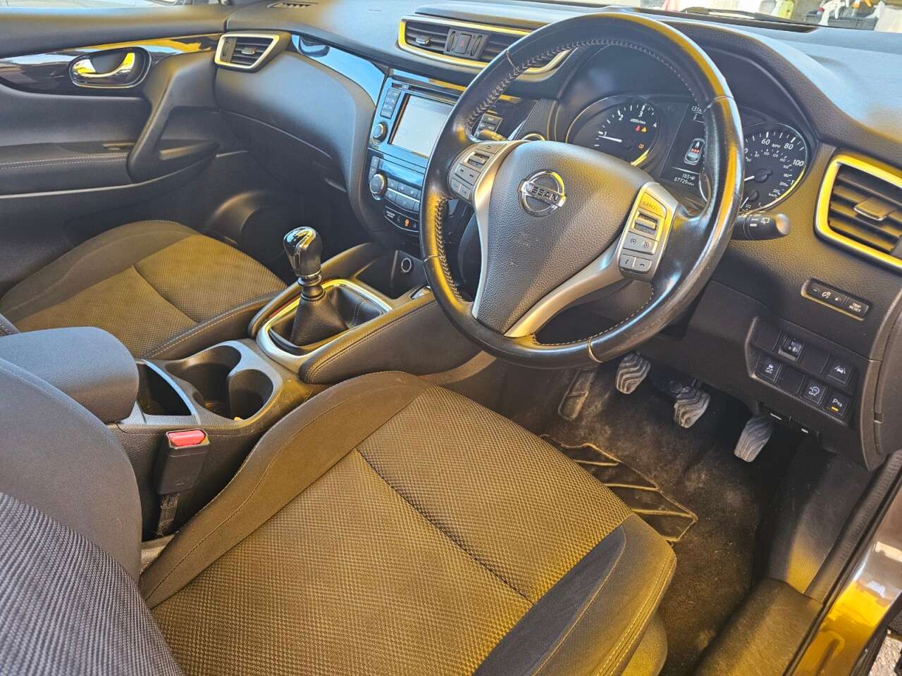 2015 NISSAN QASHQAI 2015 NISSAN QASHQAI