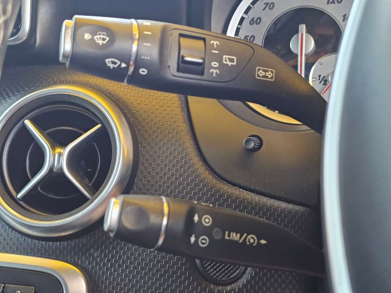 2014 MERCEDES-BENZ A CLASS 2014 MERCEDES-BENZ A CLASS