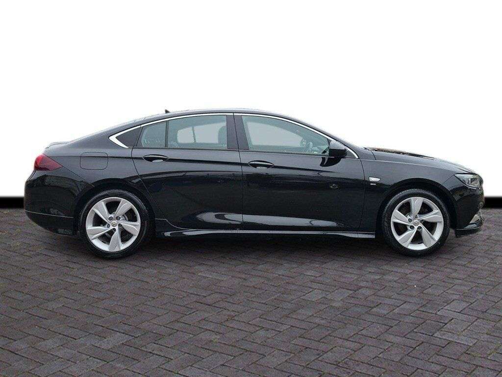 A 2019 VAUXHALL INSIGNIA 1.5i Turbo GPF SRi VX Line Nav Grand Sport 5dr Petrol Manual Euro 6 (s/s) ( A 2019 VAUXHALL INSIGNIA 1.5i Turbo GPF SRi VX Line Nav Grand Sport 5dr Petrol Manual Euro 6 (s/s) (