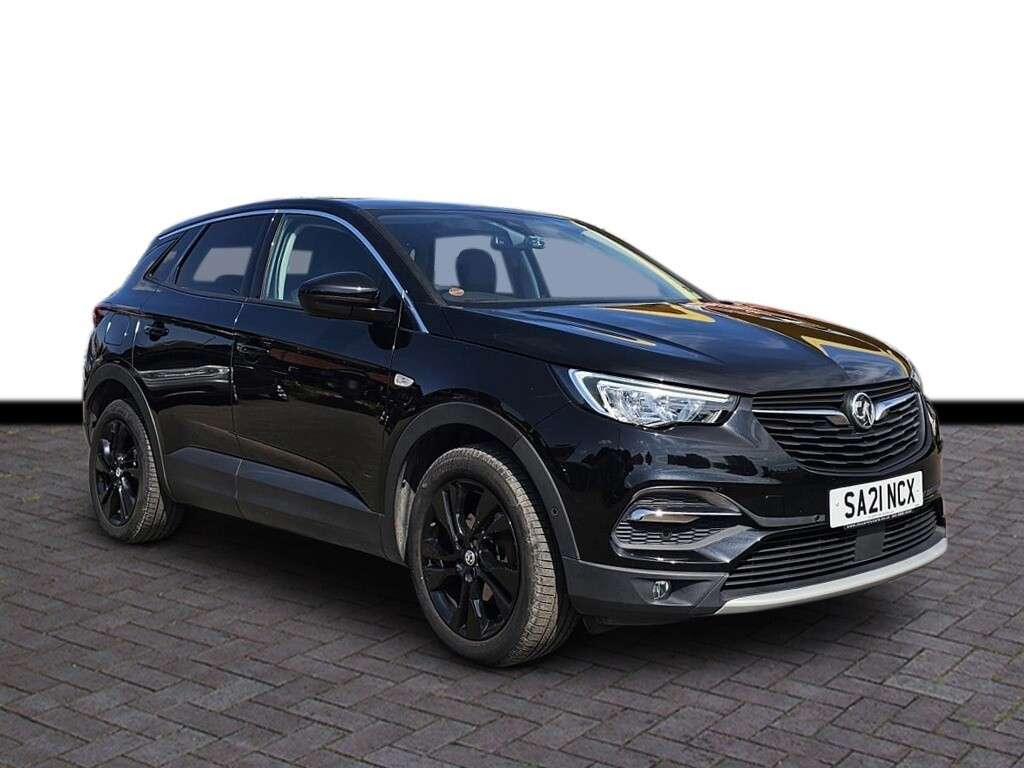 A 2021 VAUXHALL GRANDLAND X 1.2 Turbo SRi Nav SUV 5dr Petrol Auto Euro 6 (s/s) (130 ps) 6 months warran A 2021 VAUXHALL GRANDLAND X 1.2 Turbo SRi Nav SUV 5dr Petrol Auto Euro 6 (s/s) (130 ps) 6 months warran