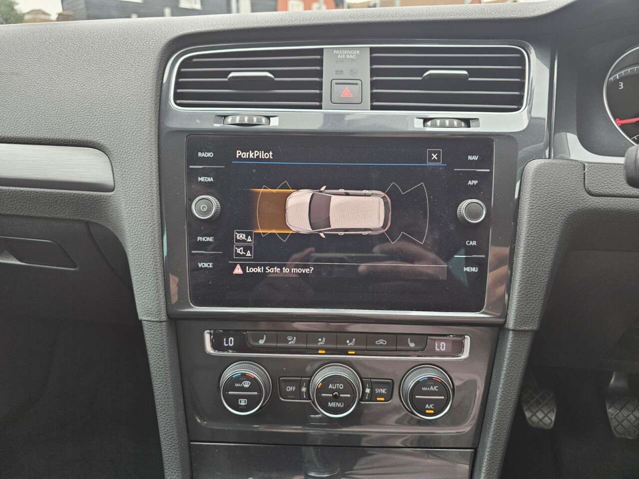 2019 VOLKSWAGEN GOLF 2019 VOLKSWAGEN GOLF